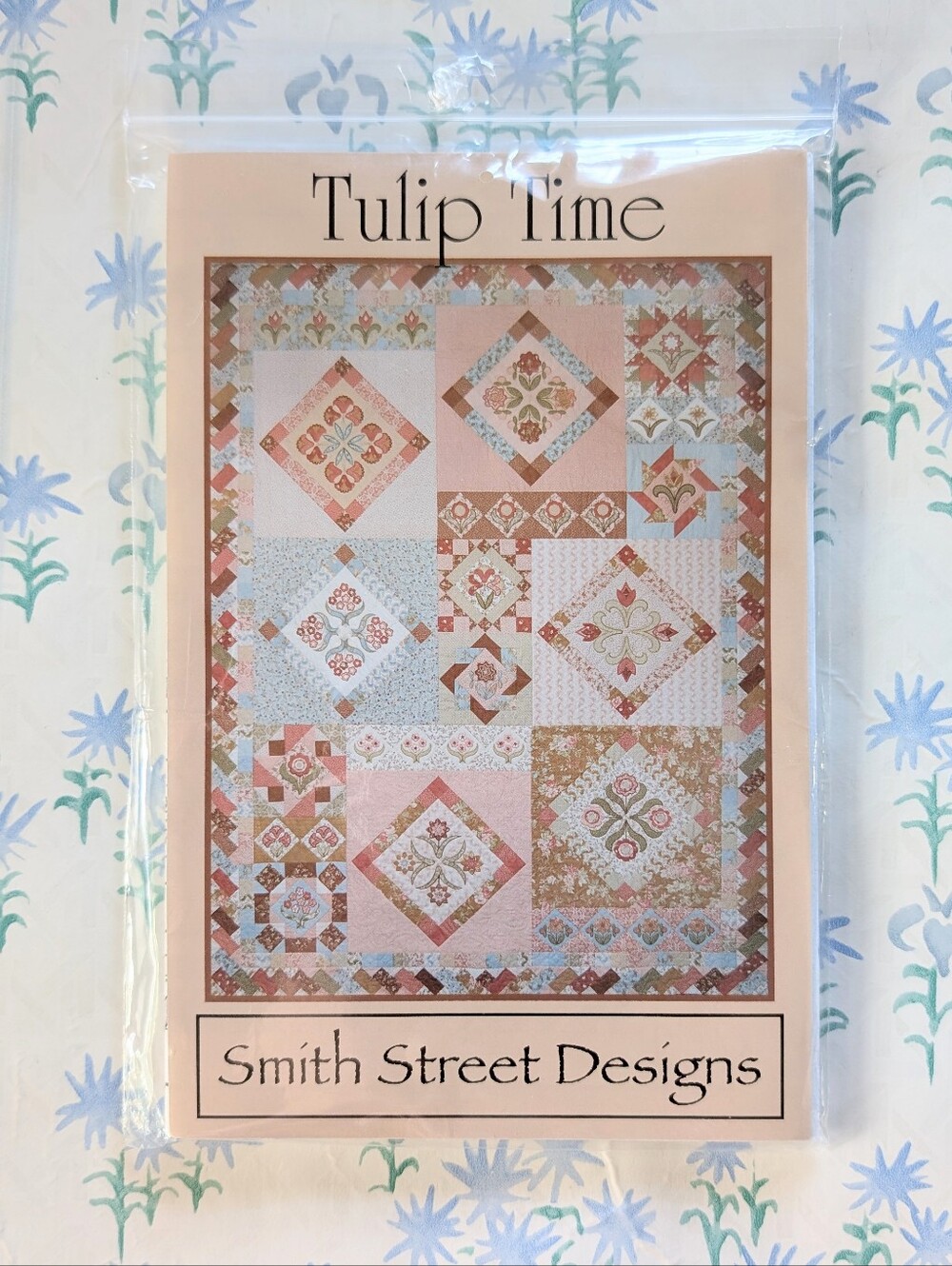 Street Smith Designs Tulip Time Quilt Pattern Embroidery Applique Designs CD